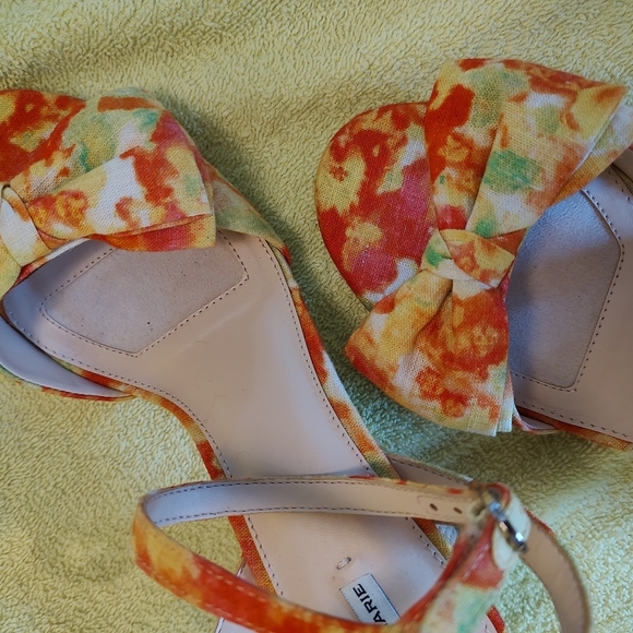 Alex Marie Orange and Yellow Bow Cottage Sandals Woven Circular Heel SZ 8.5 - Picture 2 of 7